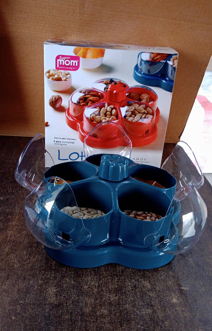 Supermom Lotus Shape Rotating Dry Fruit & Snack Organizer Box with Compartments (1 Pc) Supermom Lotus Shape Rotating Dry Fruit & Snack Organizer Box with Compartments (1 Pc)